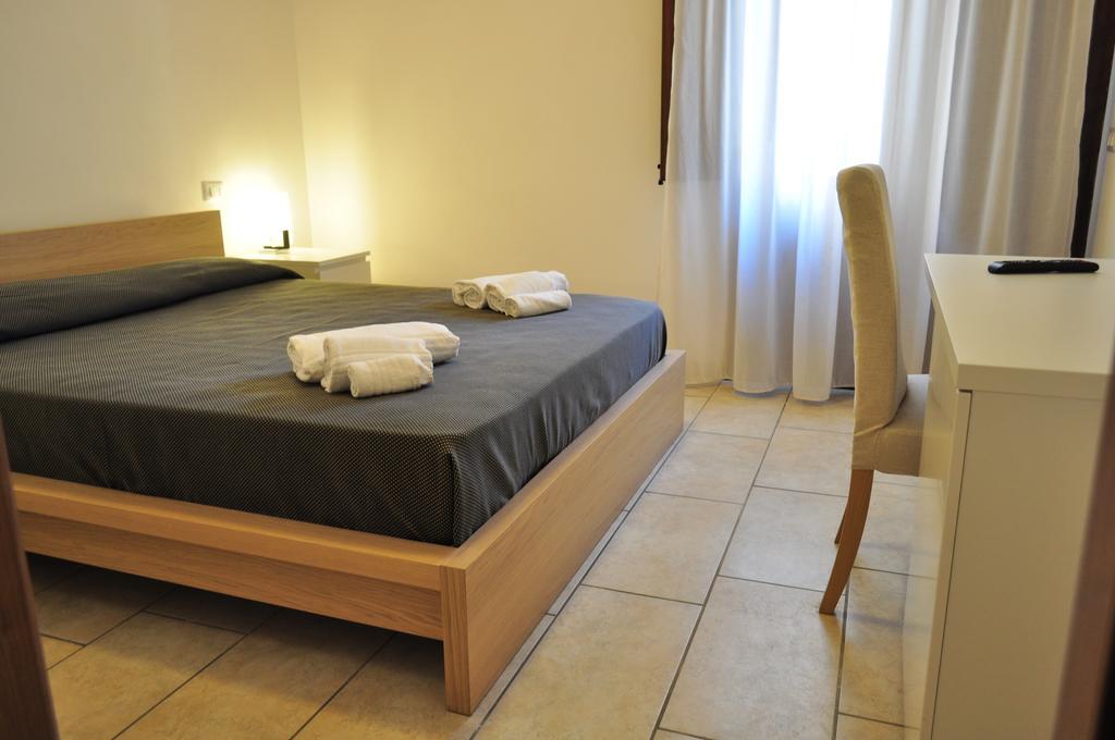 Rooms And Breakfast Zefiro San Vito Lo Capo Zimmer foto