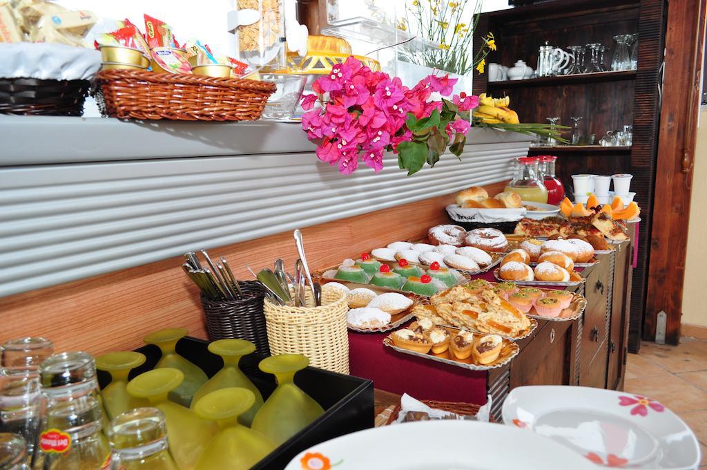 Rooms And Breakfast Zefiro San Vito Lo Capo Exterior foto